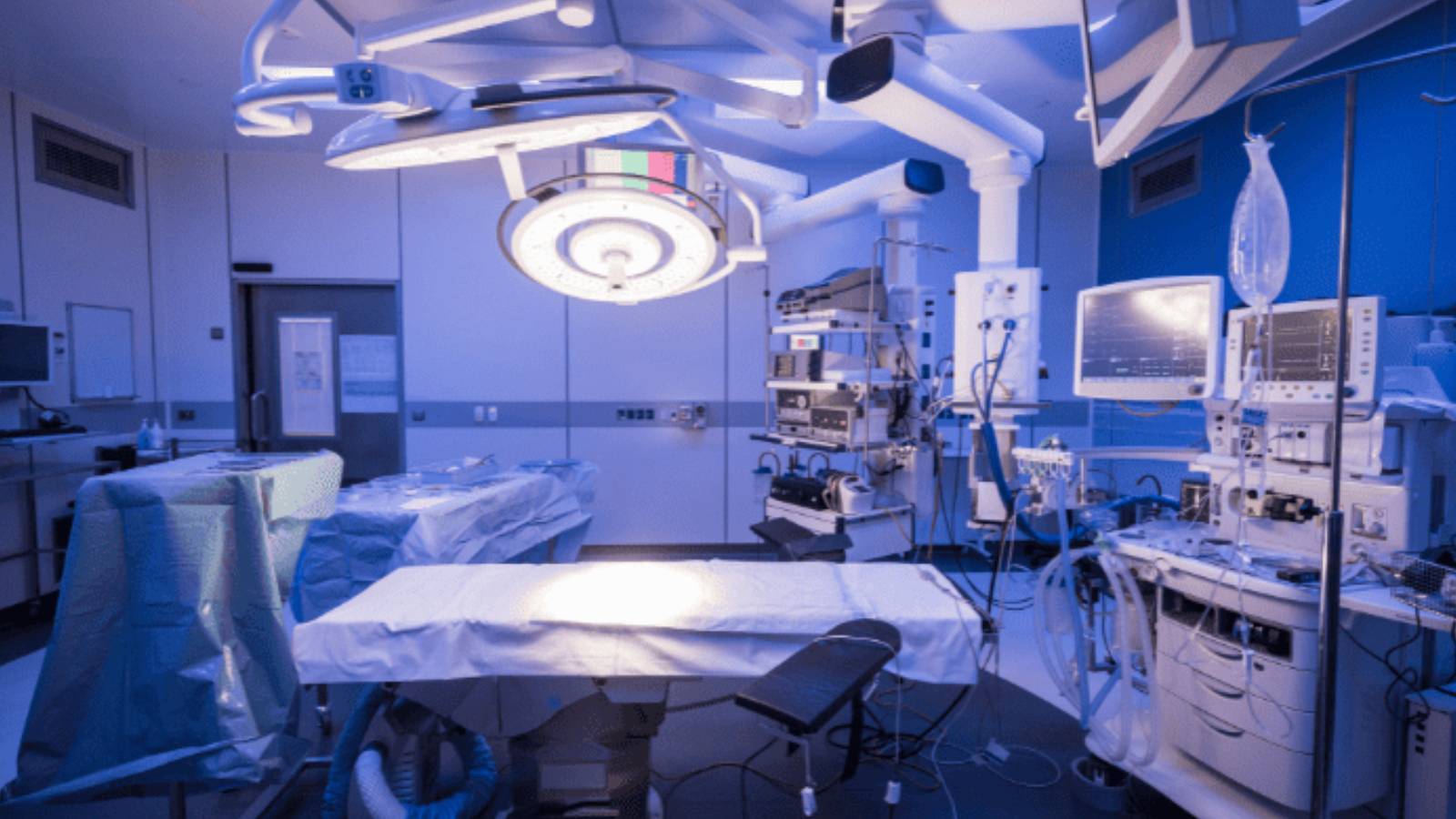 ameliyat sirasinda hemsireyle cinsel iliskiye giren doktor icin karar verildi NhaeBfxc