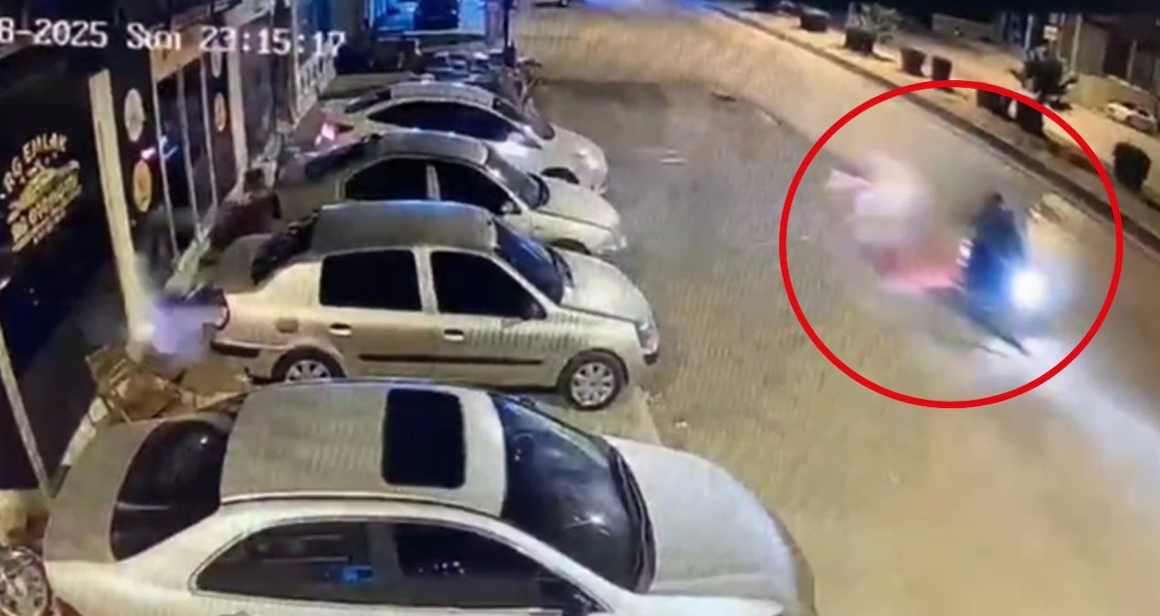 oto galeriye silahli saldiri iceride 4 kisi vardi sLhVAPe7