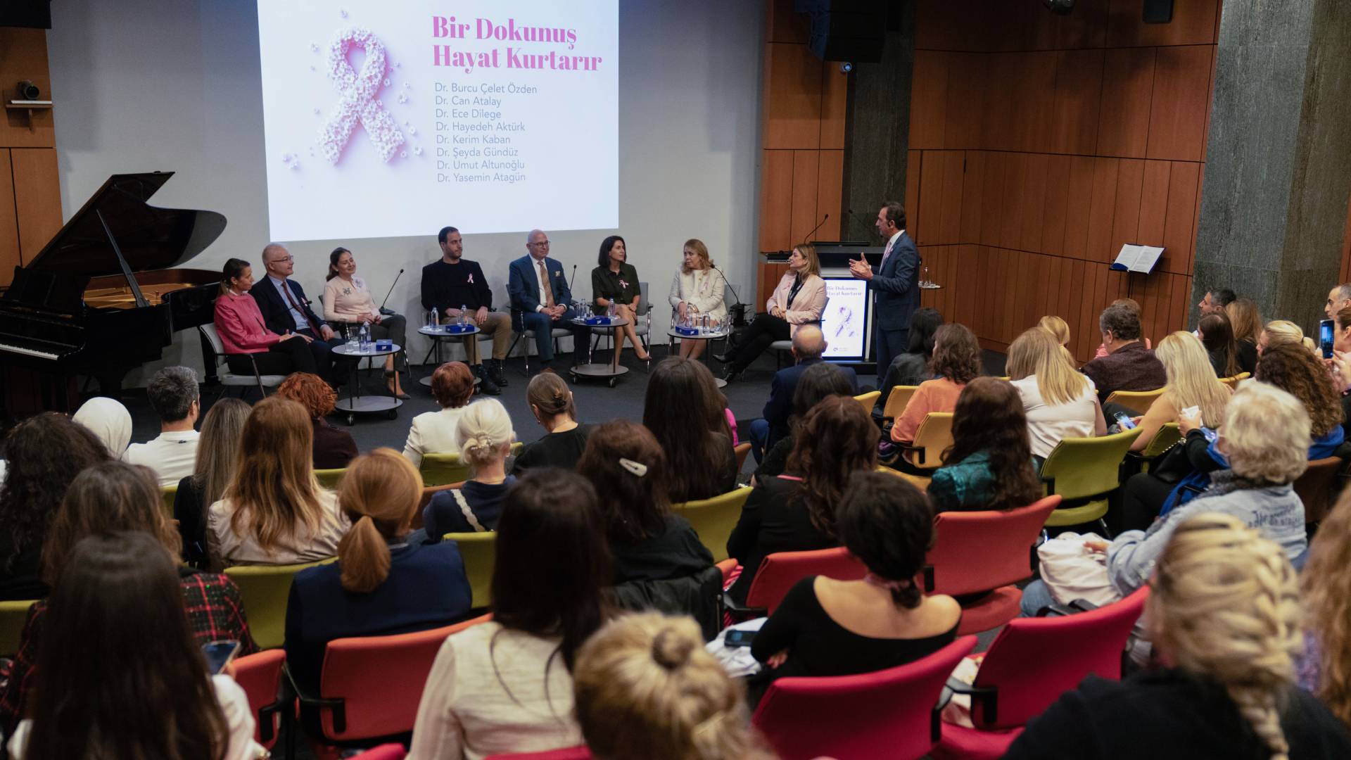 bir dokunus hayat kurtarir amerikan hastanesinde meme kanserinde farkindalik paneli duzenlendi kB6qGFWc