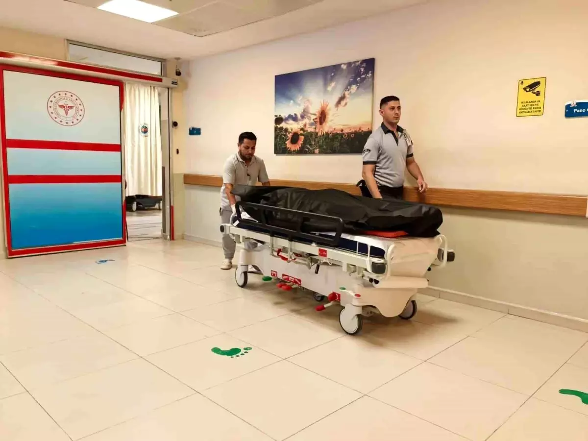 bursada misir uyruklu adam arkadaslari tarafindan hareket halinde bulundu hayatini kaybetti bs7bCKWI.jpg