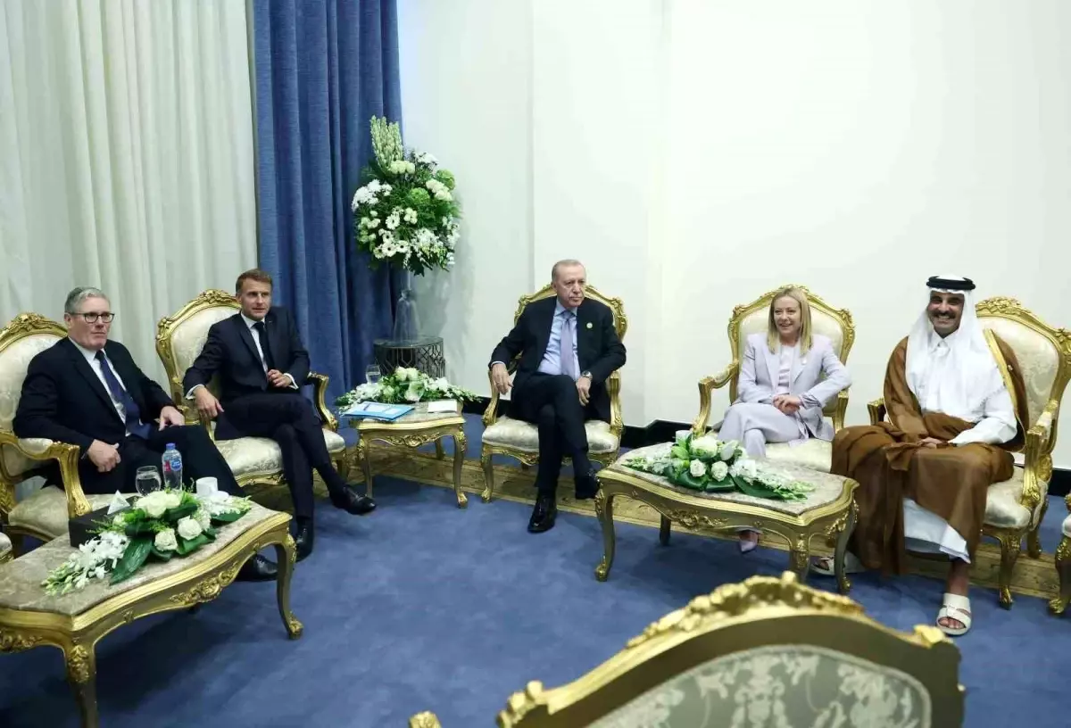 cumhurbaskani erdogandan italya basbakani meloniye sigarayi biraktirmam lazim fAghXamf.jpg