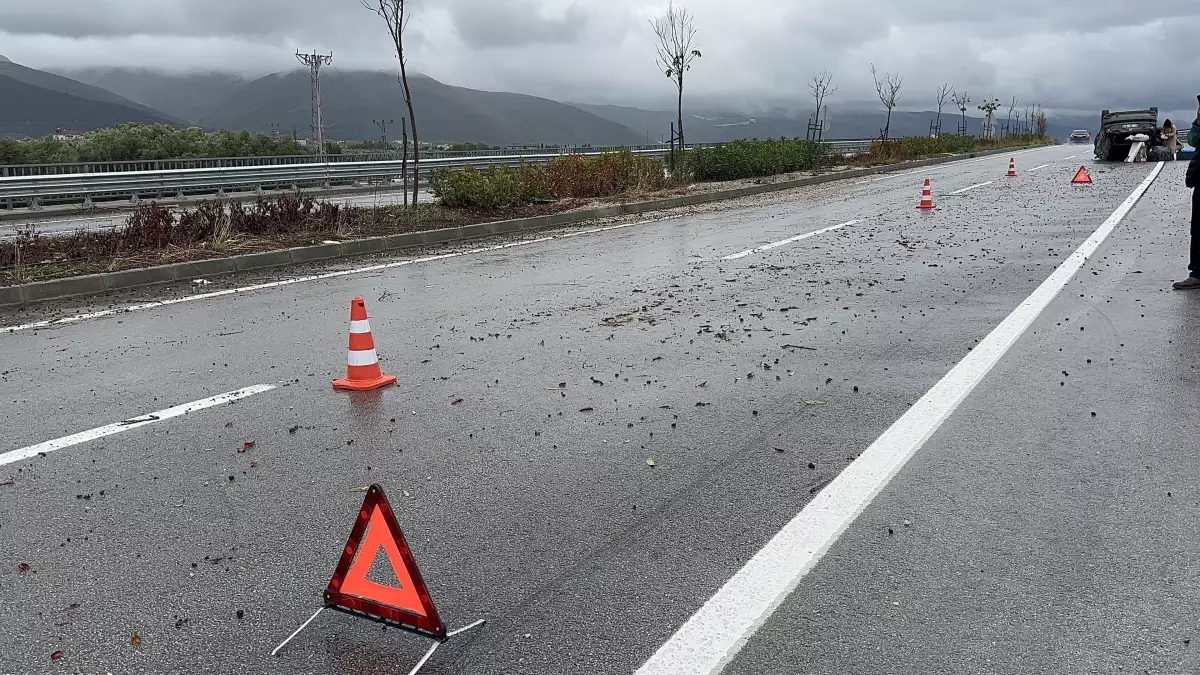 iznikte otomobil takla atti rhIqZpcj.jpg