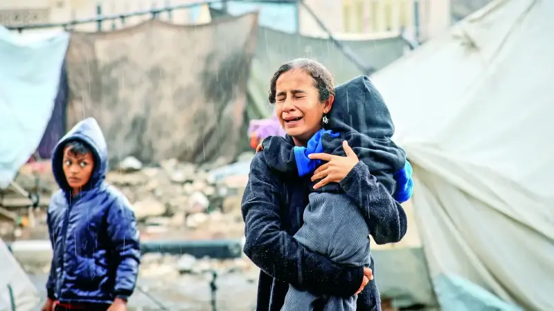 153 kişiyi Güney Afrika’ya sürdü