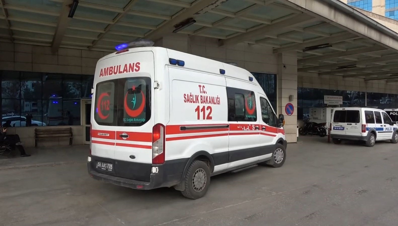 kardes kavgasi kanli bitti NtFOSccP.jpg