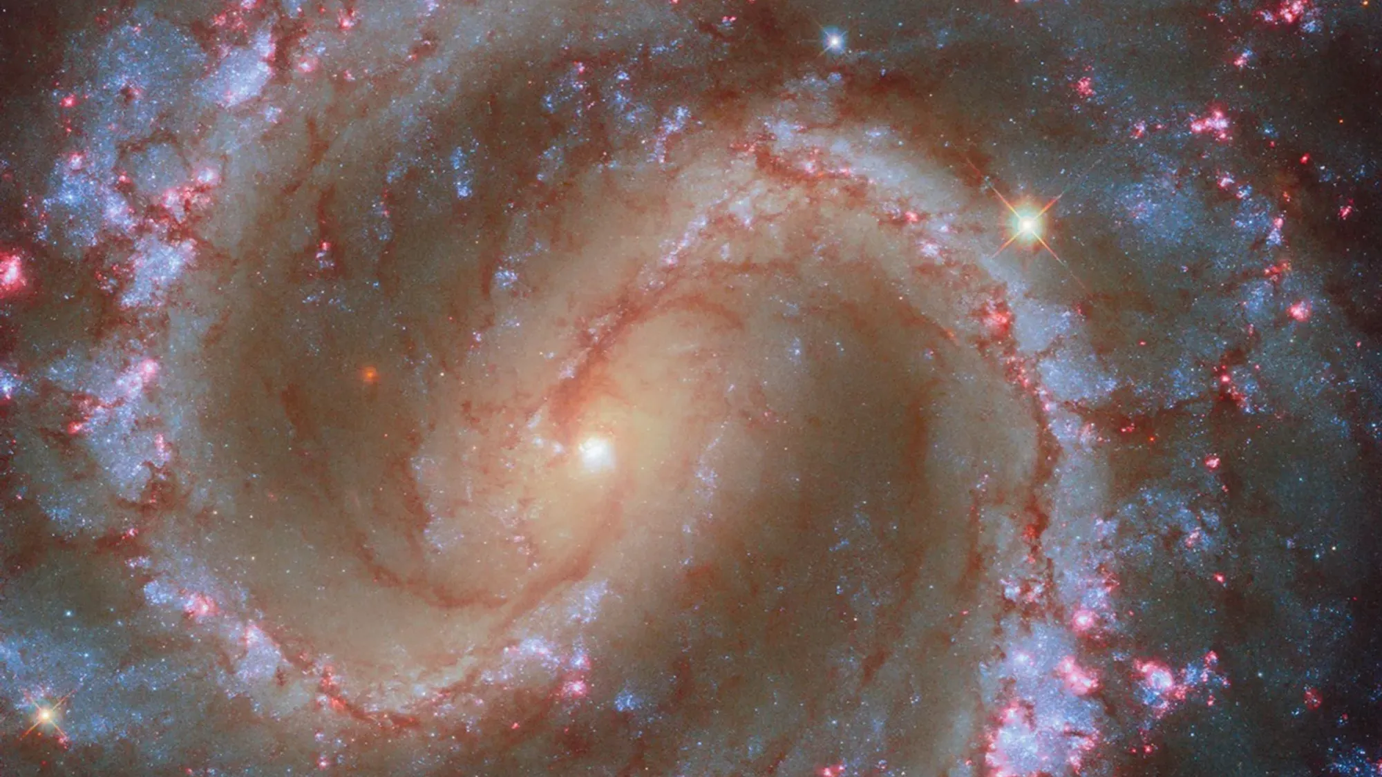 Hubble’dan “Kayıp Galaksi”nin en net görüntüsü