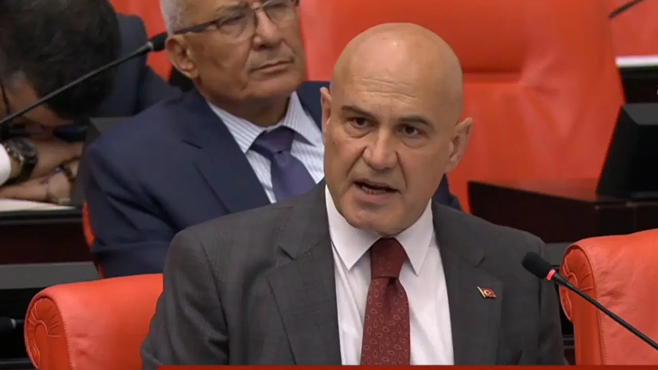 Turhan Çömez’den Sert Tepki: “Doruk Madencilik, Eski Siyasi Ortaklarınıza Türkiye’yi Peşkeş Çektiniz”