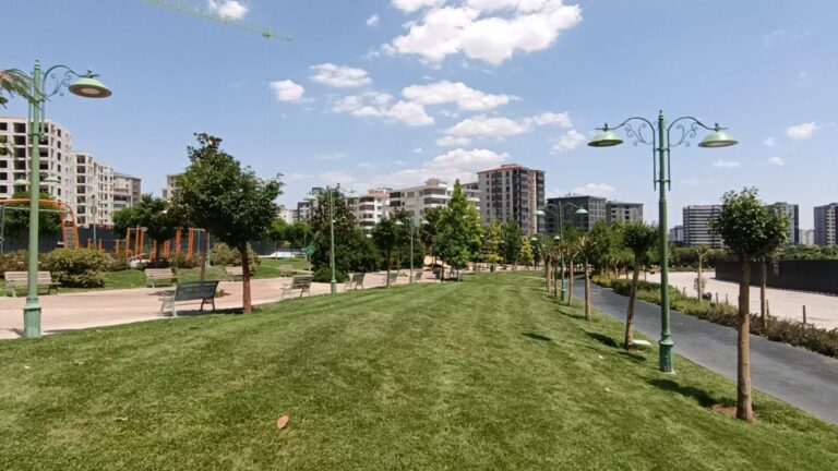 Gaziantep’te karne günü kanlı bitti! Bıçaklanan liseli öğrenci yoğun bakımda