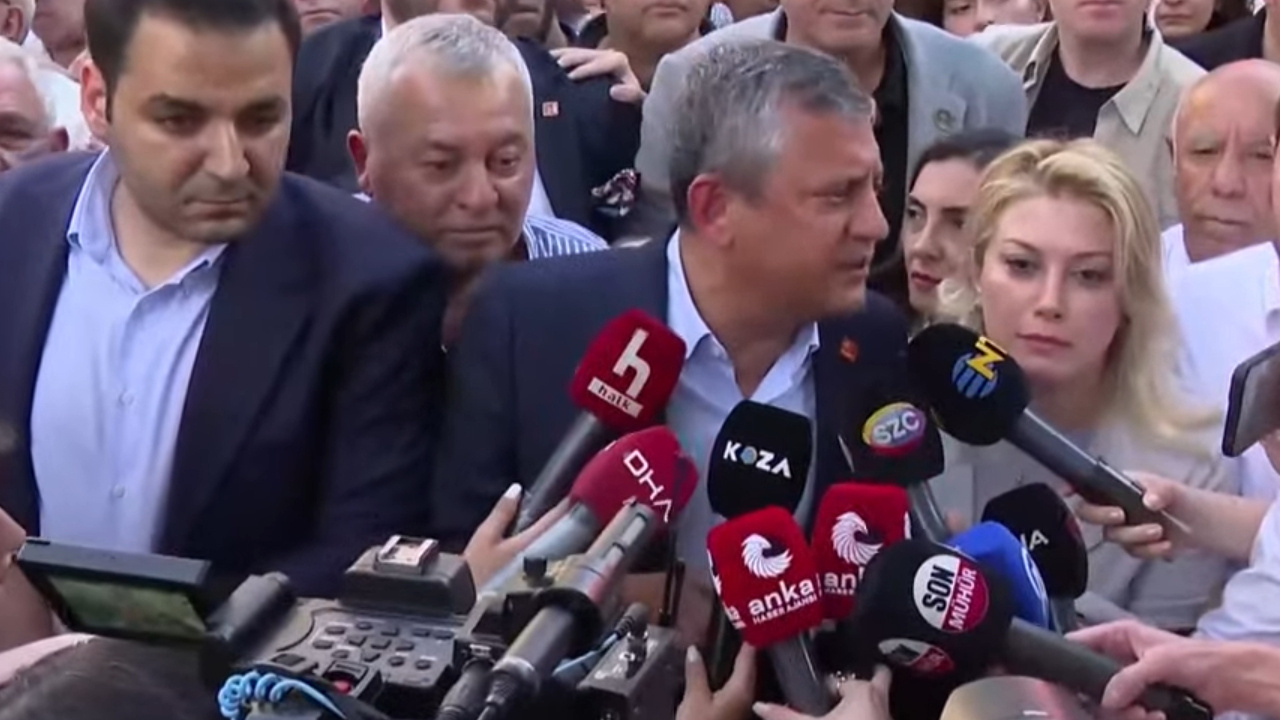 Son Dakika | Özgür Özel’den gözaltındaki Çankaya Belediye Başkanı’na destek yürüyüşü Img