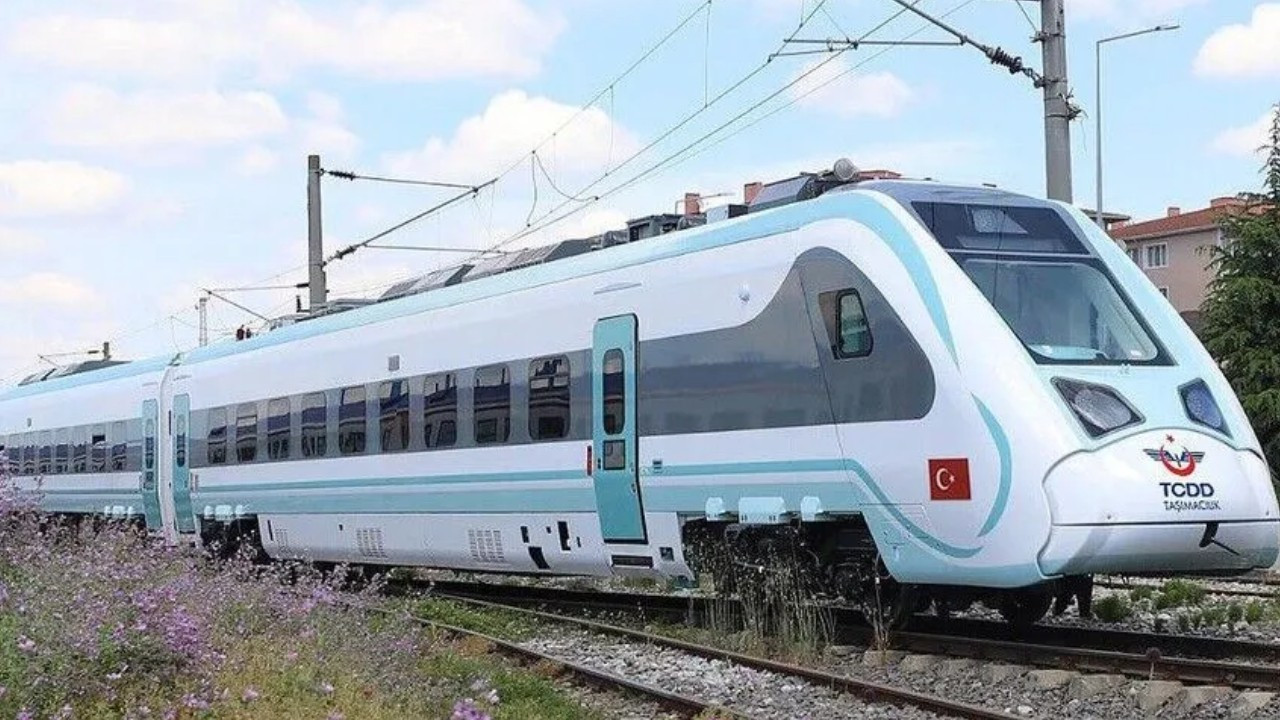 Milli Elektrikli Tren ikinci hattına çıkıyor Img